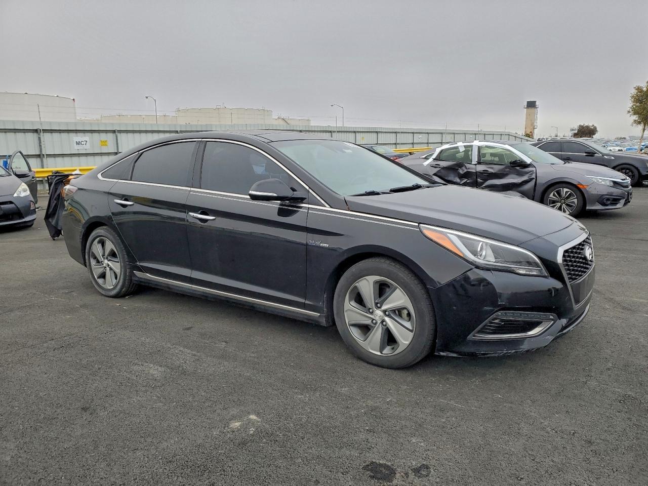 2016 Hyundai Sonata Hybrid - Фото 4