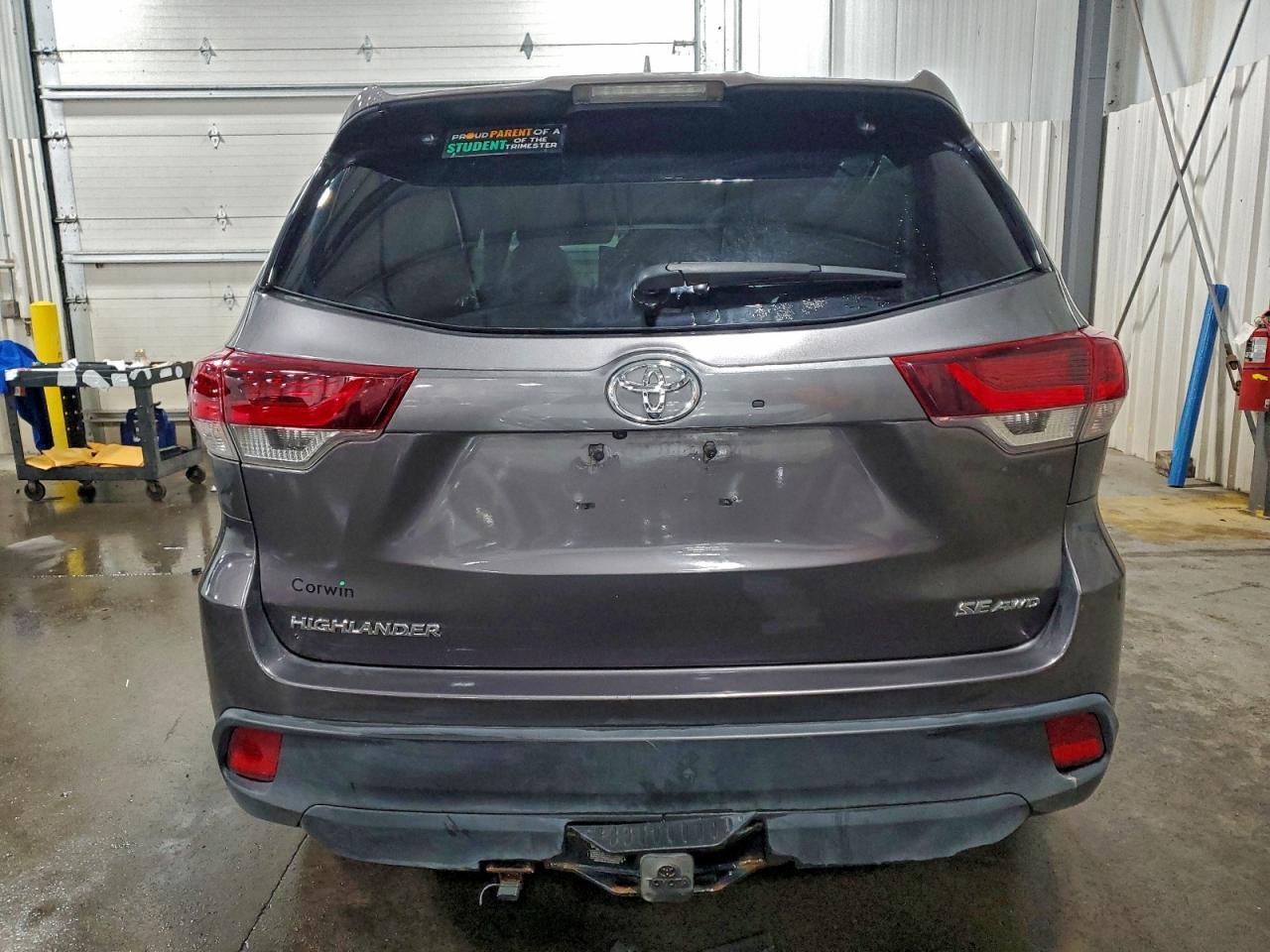 2019 Toyota Highlander Se - Фото 6