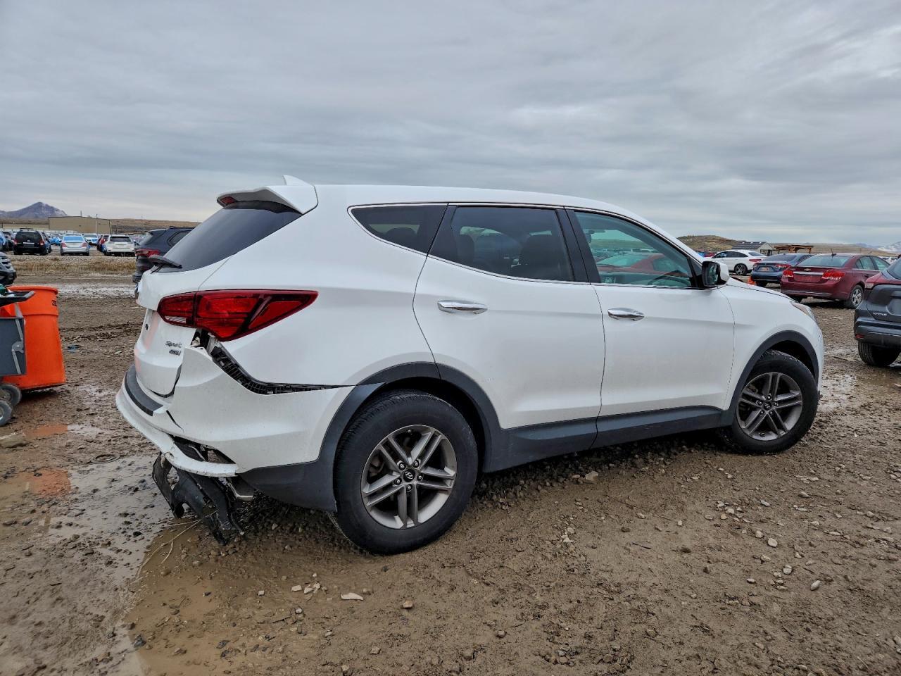 2017 Hyundai Santa Fe Sport - Image 3