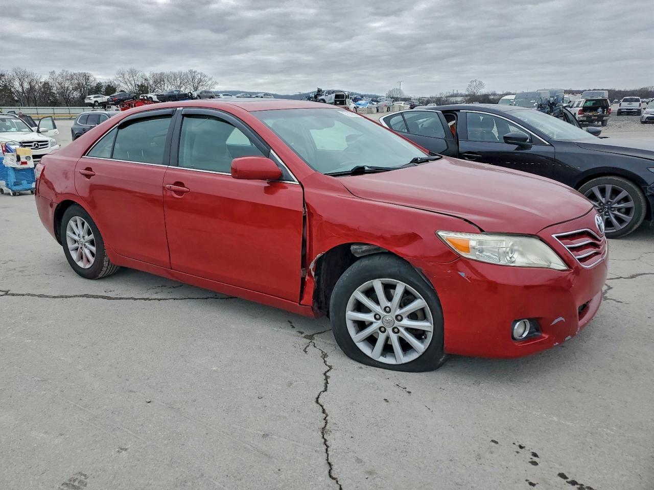2010 Toyota Camry Base - Фото 4