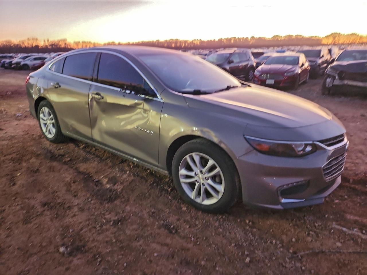 2018 Chevrolet Malibu Lt - Image 4