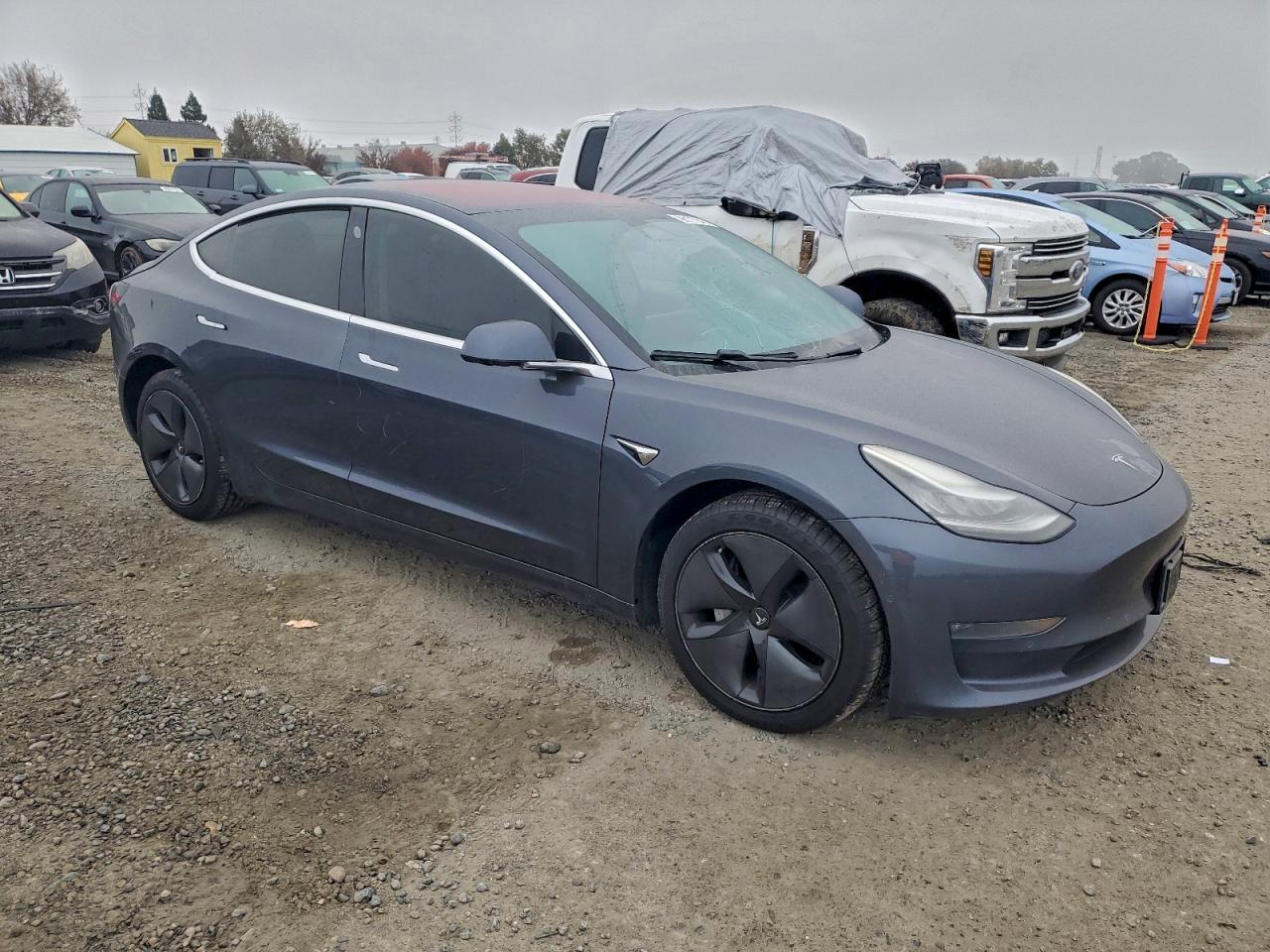 2019 Tesla Model 3 - Фото 4