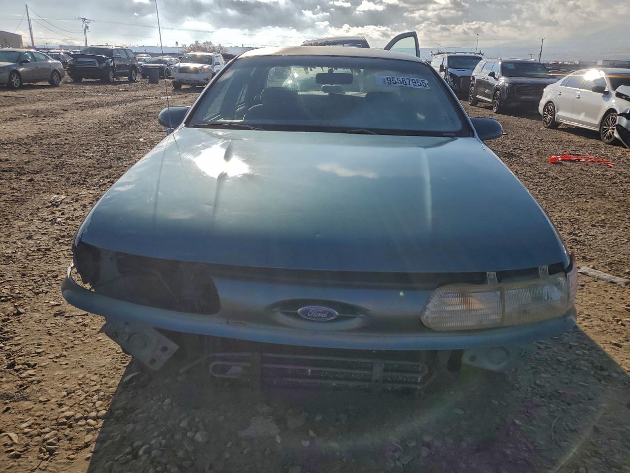 1993 Ford Taurus Gl - Image 5