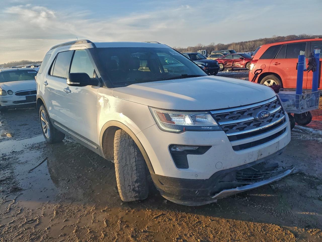 2018 Ford Explorer Xlt - Image 4