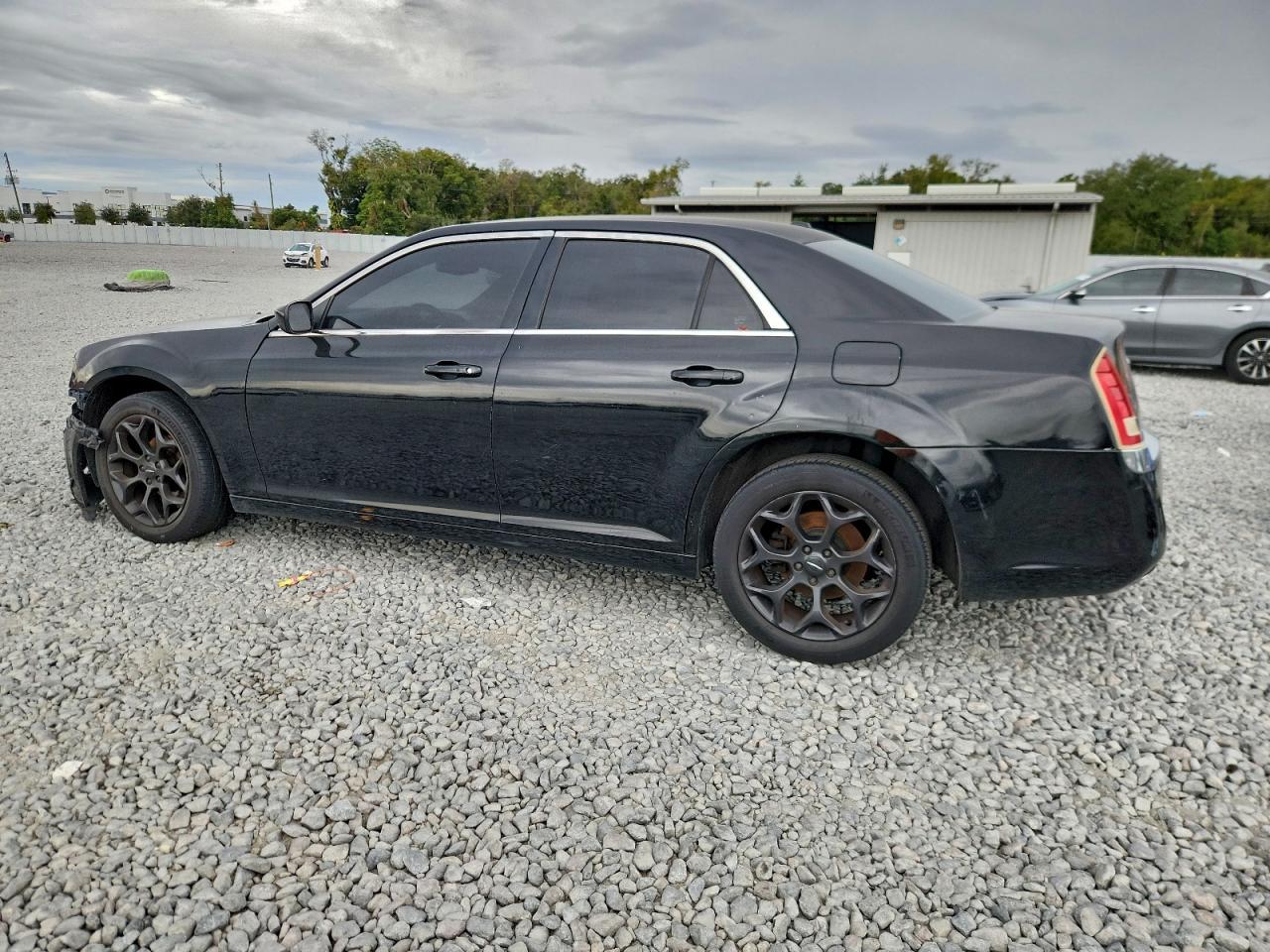 2014 Chrysler 300 - Фото 2