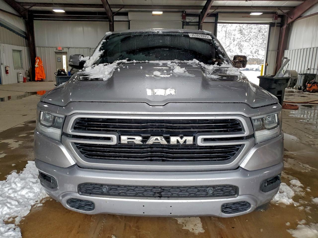 2020 Ram 1500 Laramie - Image 5