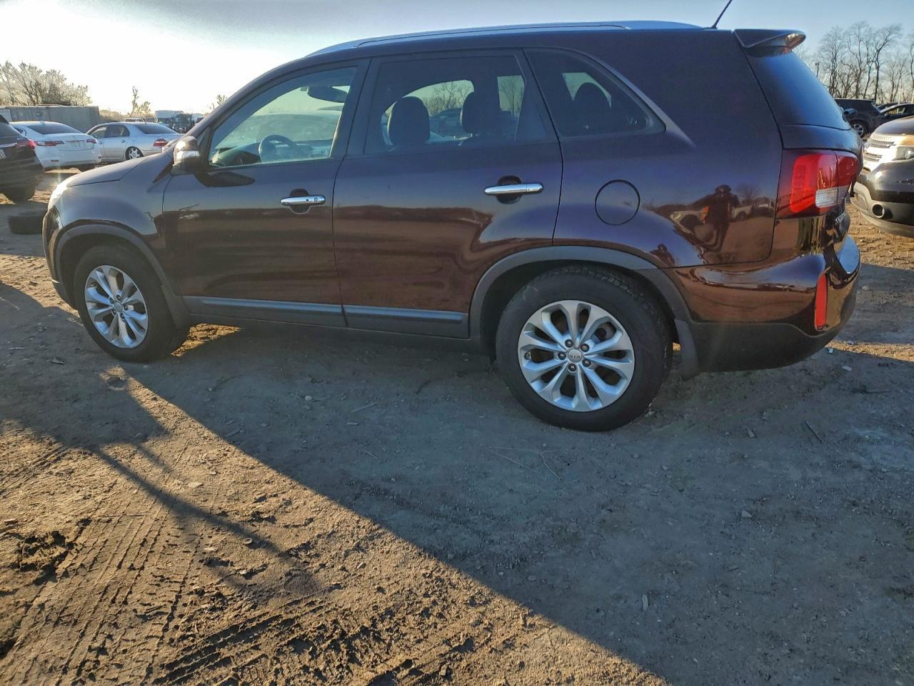 2014 Kia Sorento Ex - Image 2