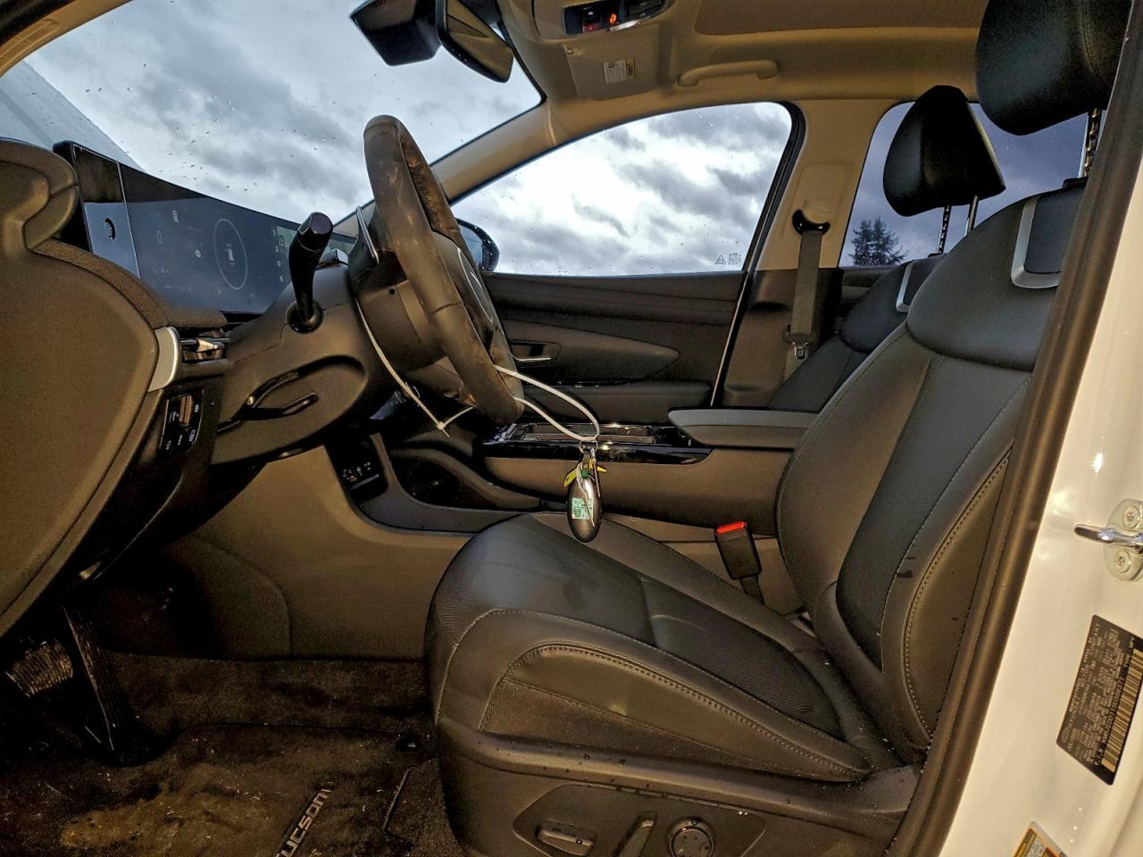 2025 Hyundai Tucson Limited - Image 7