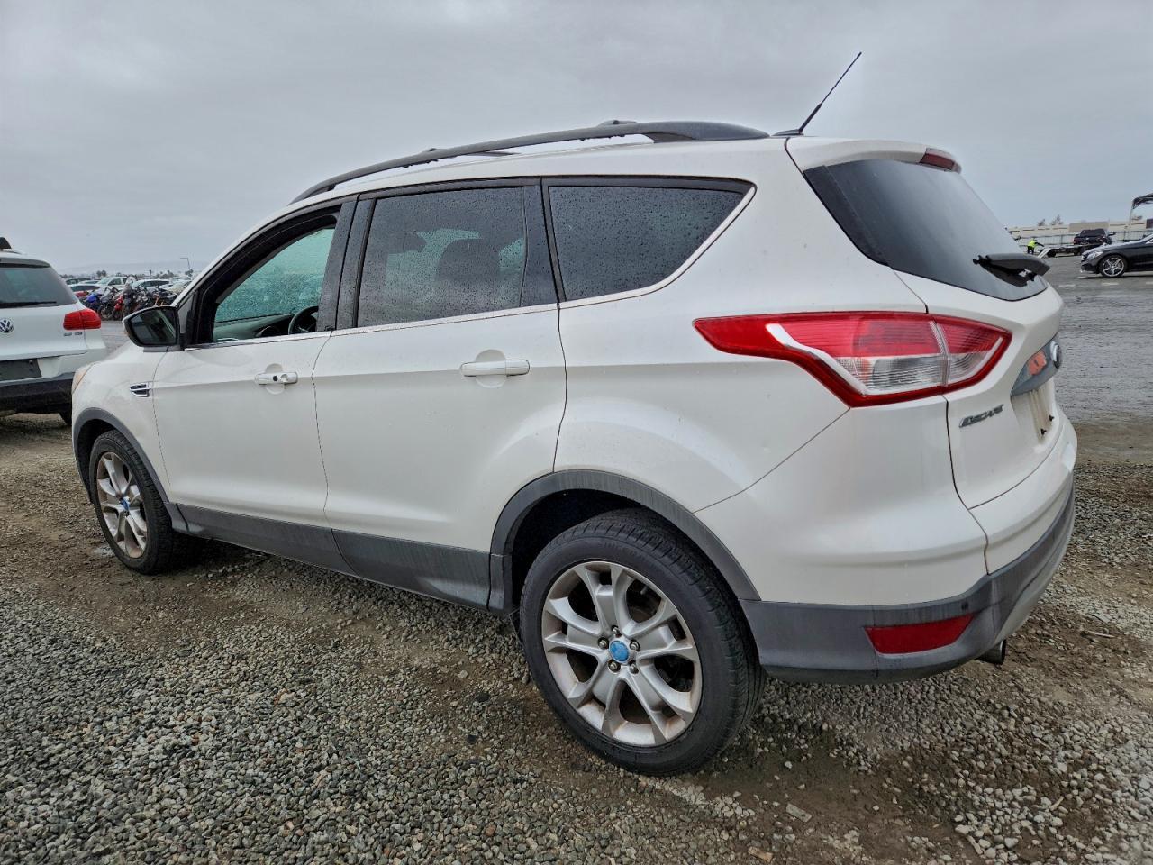 2013 Ford Escape Sel - Фото 2