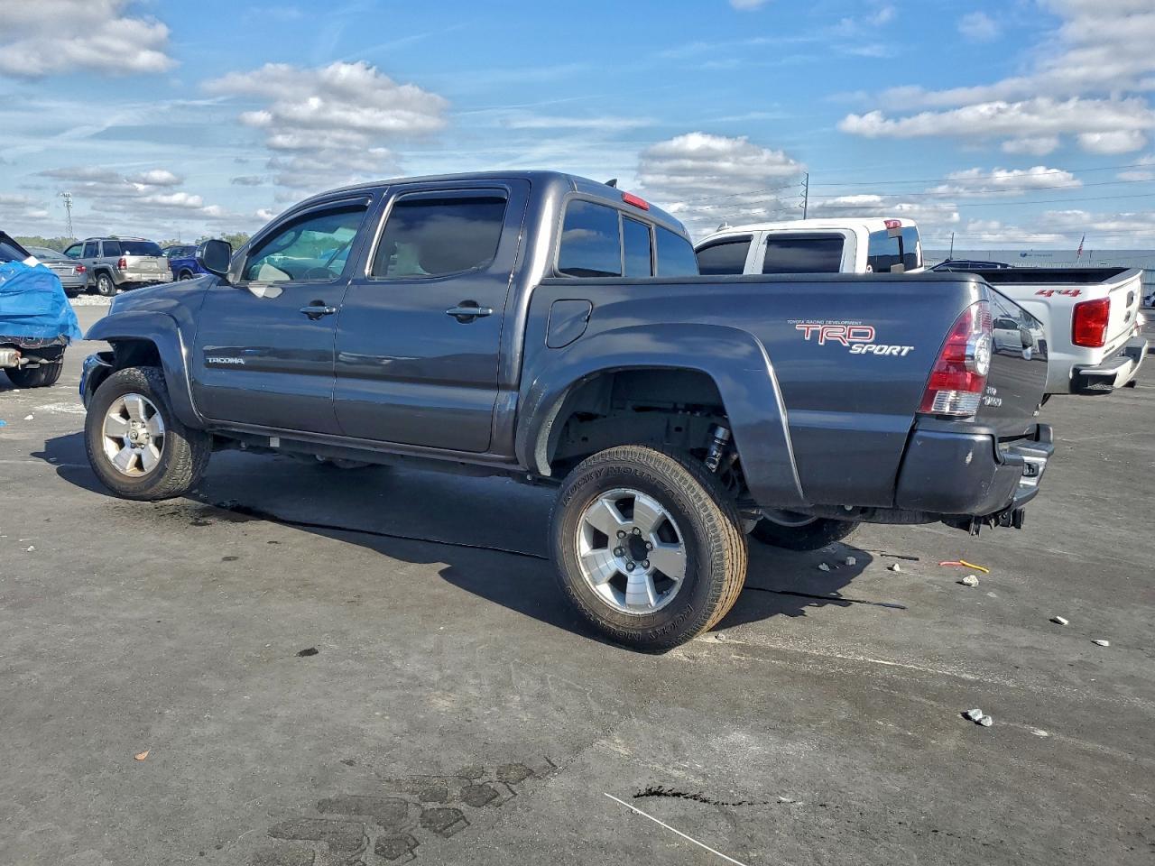 2013 Toyota Tacoma Double Cab - Фото 2