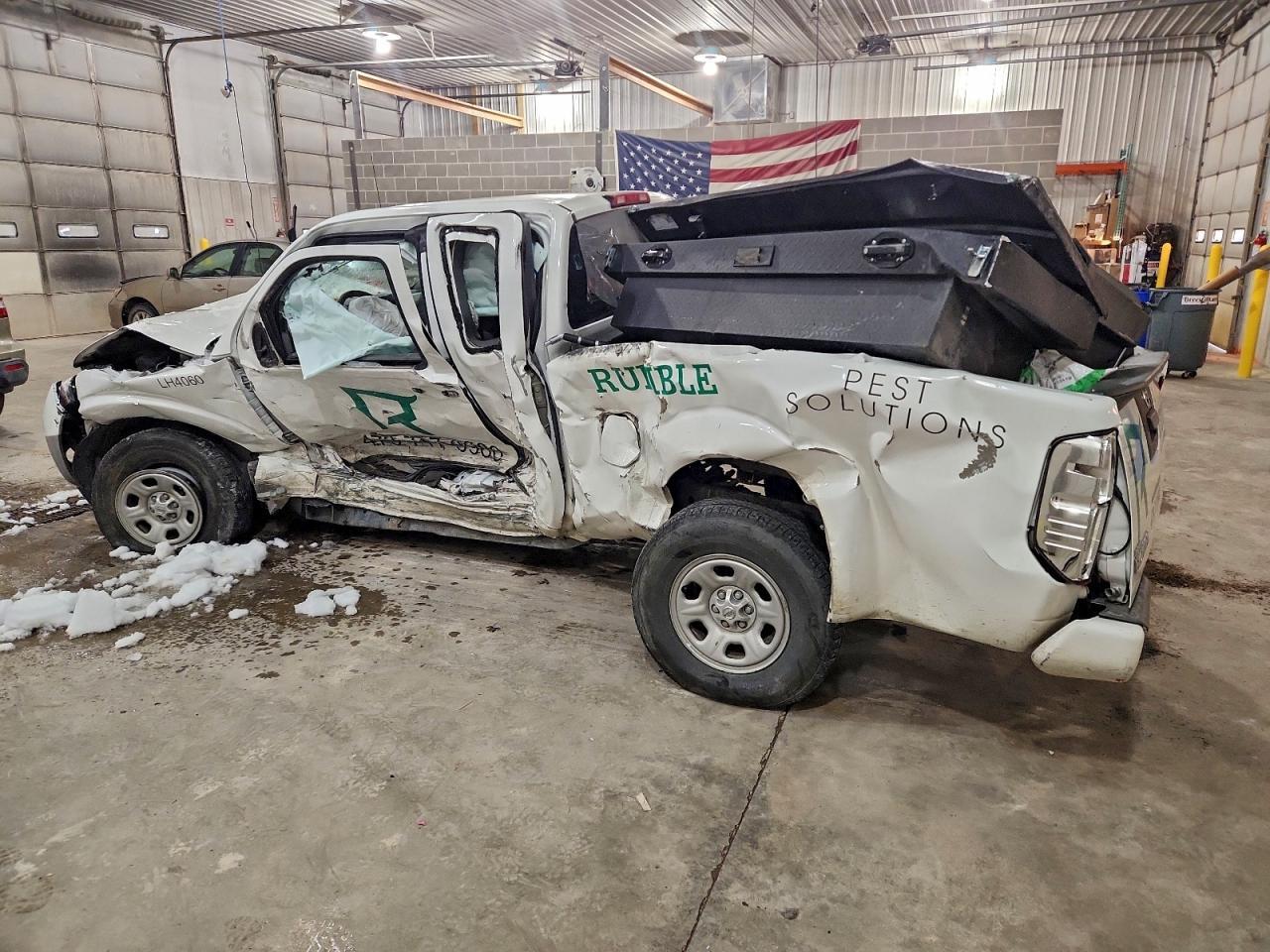 2019 Nissan Frontier S - Фото 2