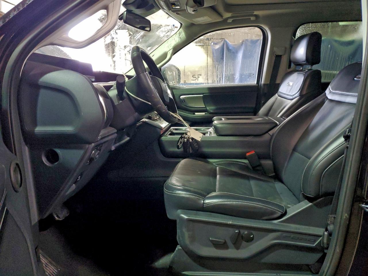 2025 Ford Expedition Max Platinum - Image 7