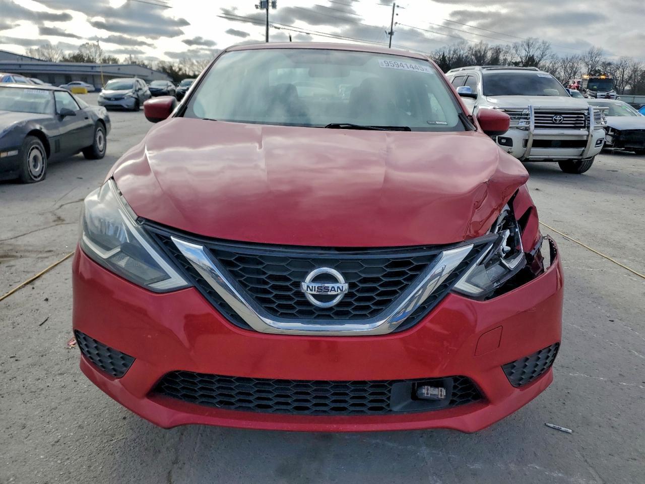2017 Nissan Sentra S - Фото 5