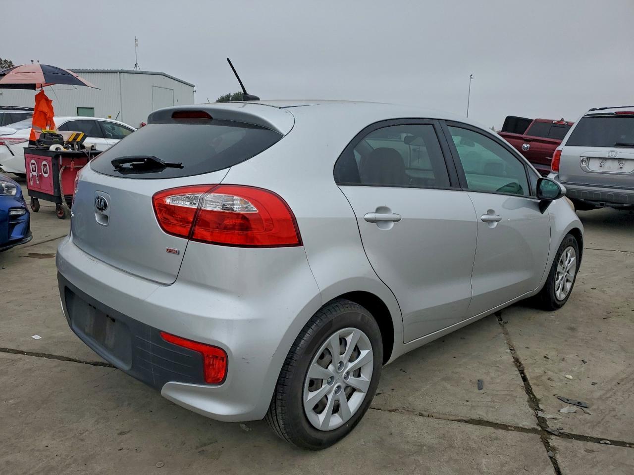 2016 Kia Rio Lx - Фото 3