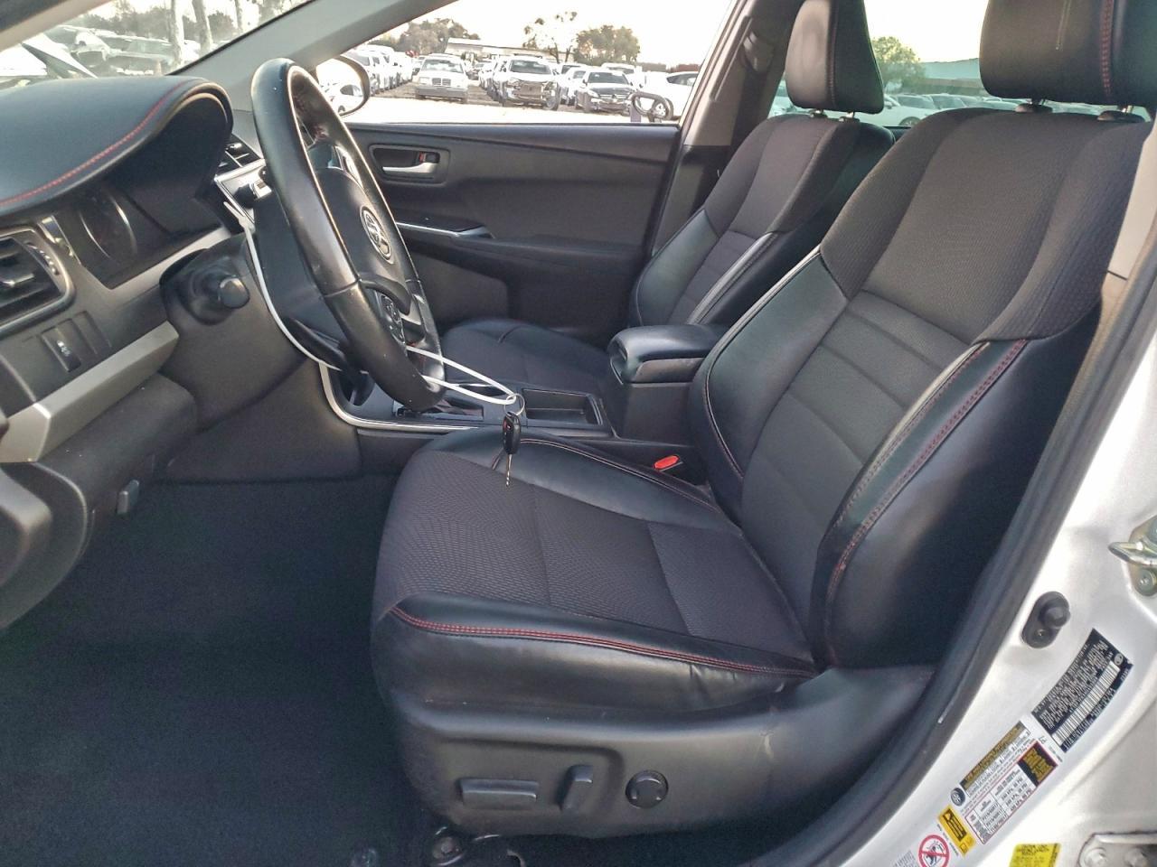 2017 Toyota Camry Le - Фото 7