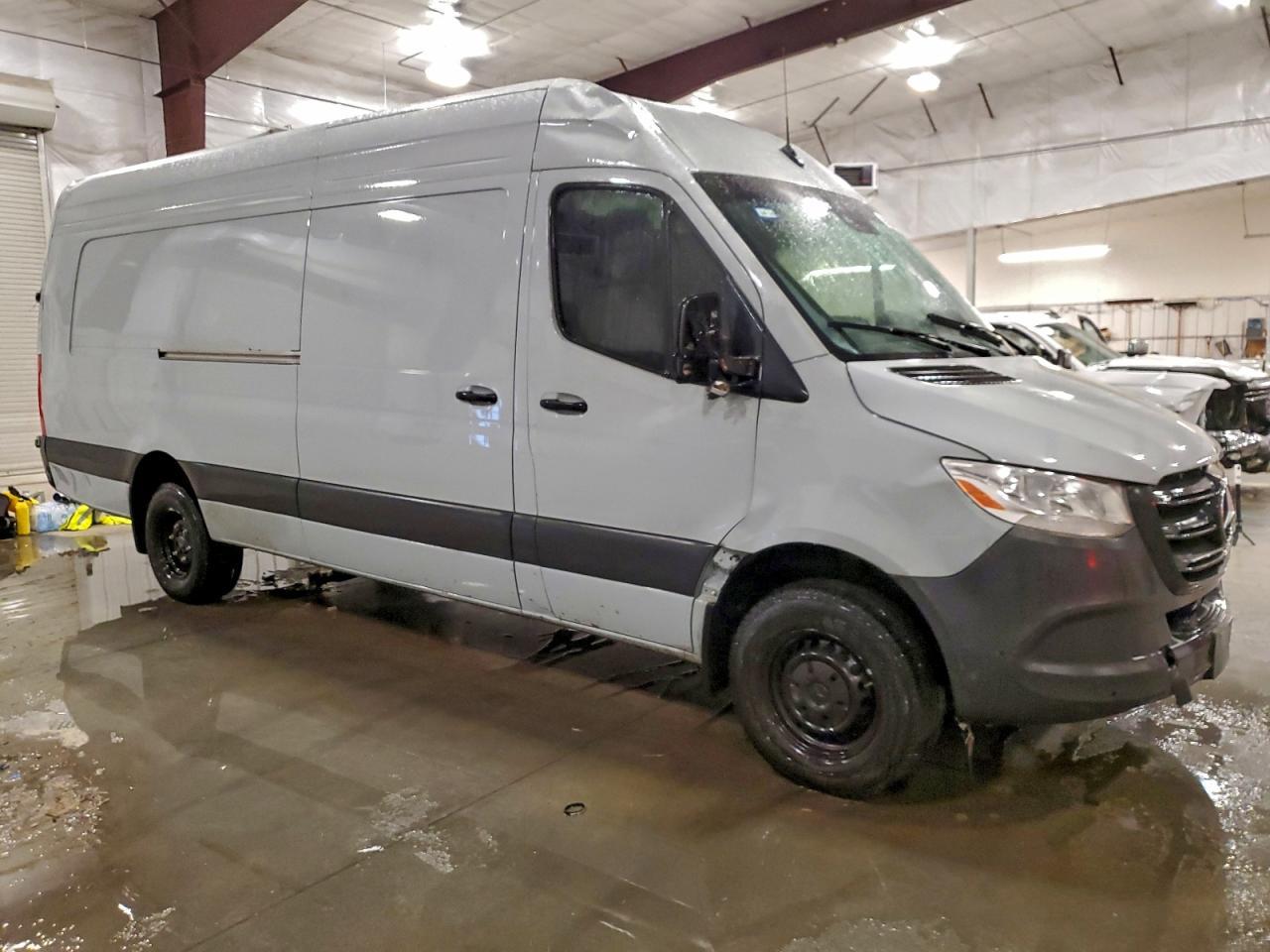 2024 Mercedes Benz Sprinter 3500 Delivery Van - Image 4