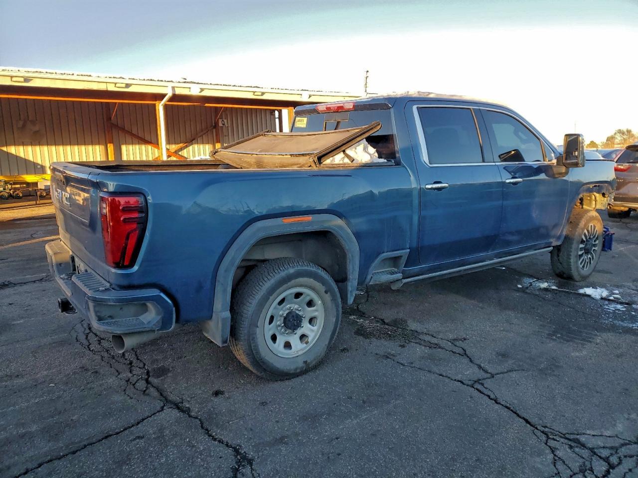 2024 GMC Sierra K2500 Denali Ultimate - Фото 3