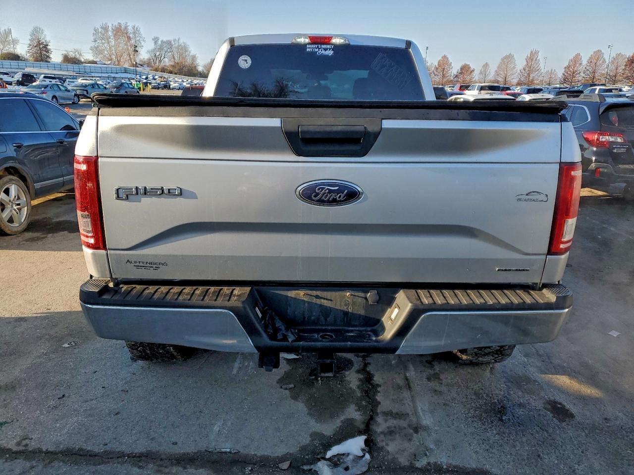 2015 Ford F150 Supercrew - Фото 6