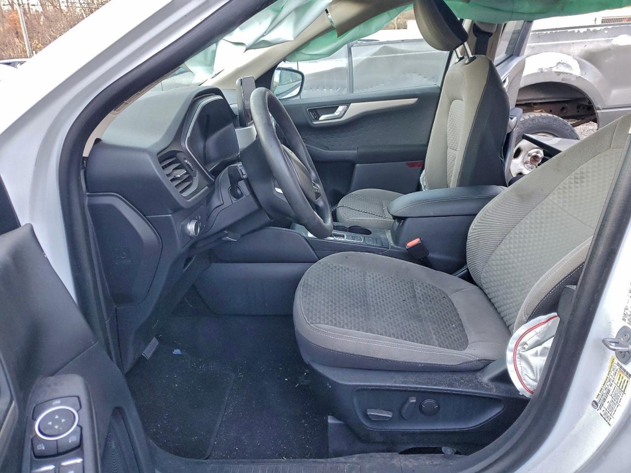 2020 Ford Escape Se - Фото 7