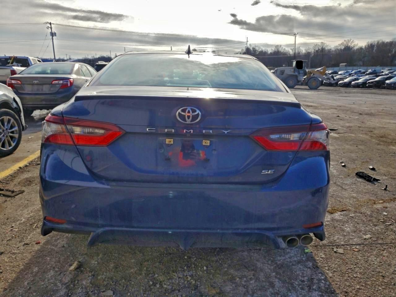 2024 Toyota Camry Se Night Shade - Фото 6