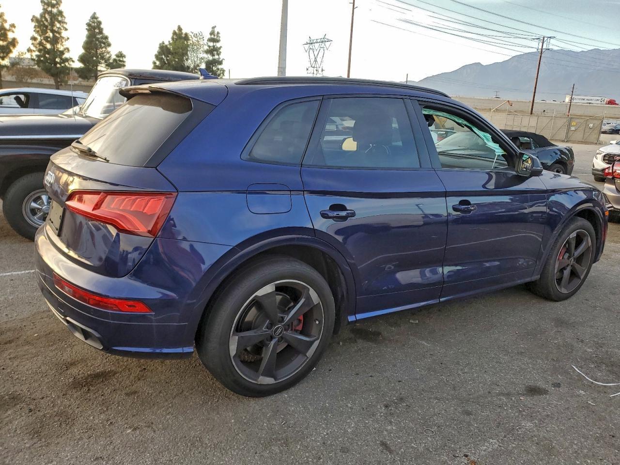 2019 Audi Sq5 Premium Plus - Фото 3