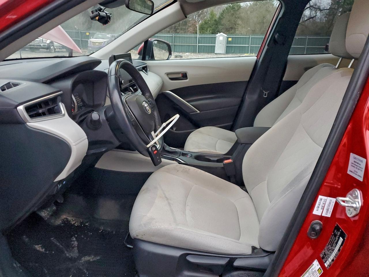 2022 Toyota Corolla Cross Le - Фото 7