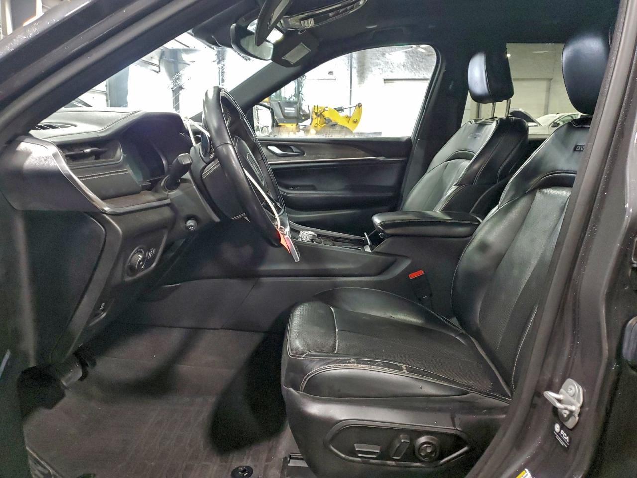 2022 Jeep Grand Cherokee L Overland - Фото 7