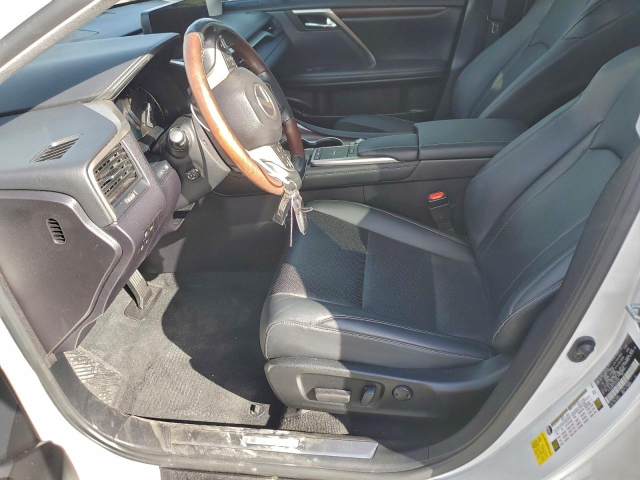 2022 Lexus Rx 350 - Image 7