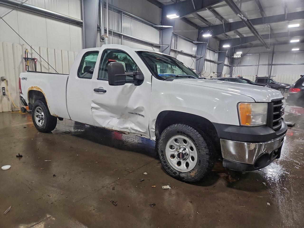2011 GMC Sierra K1500 - Image 4