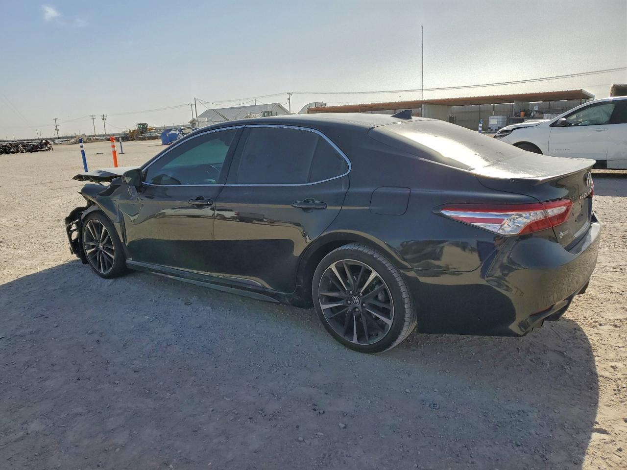 2020 Toyota Camry Xse - Image 2