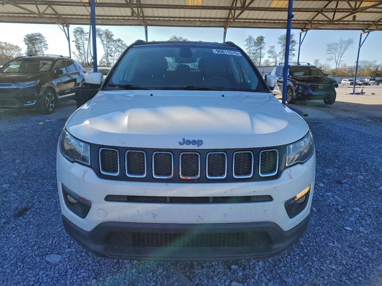 2018 Jeep Compass Latitude - Image 5