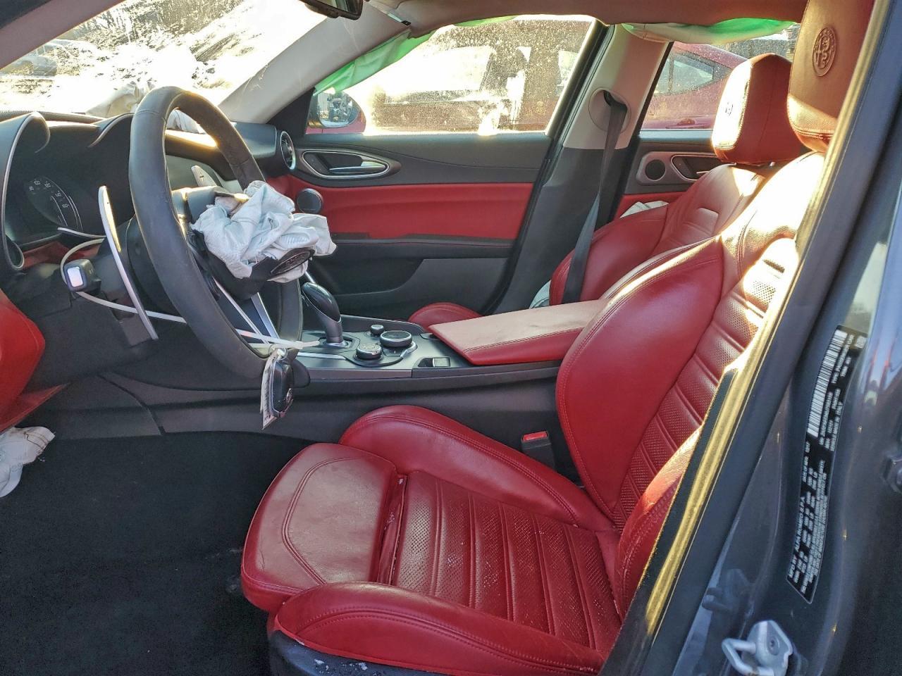 2018 Alfa Romeo Giulia Ti Q4 - Фото 7