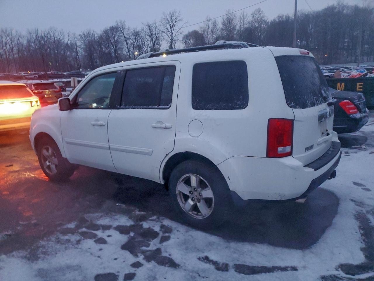 2011 Honda Pilot Exl - Image 2