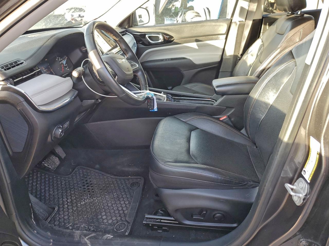 2022 Jeep Compass Limited - Image 7