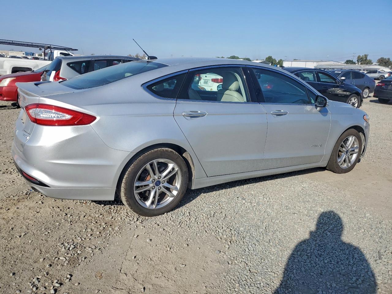 2016 Ford Fusion Titanium Hev - Фото 3