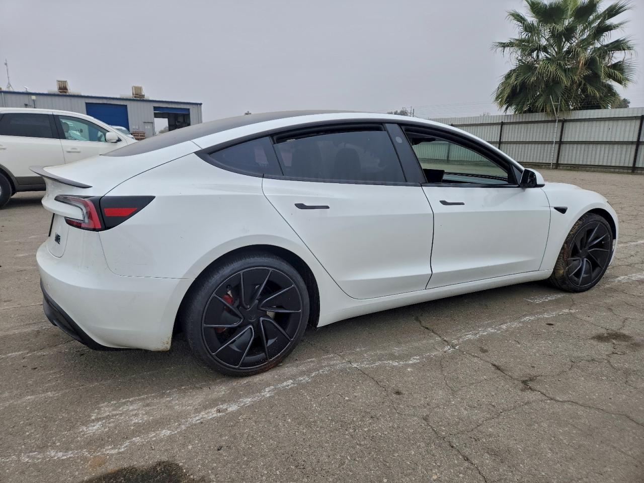 2025 Tesla Model 3 - Image 3