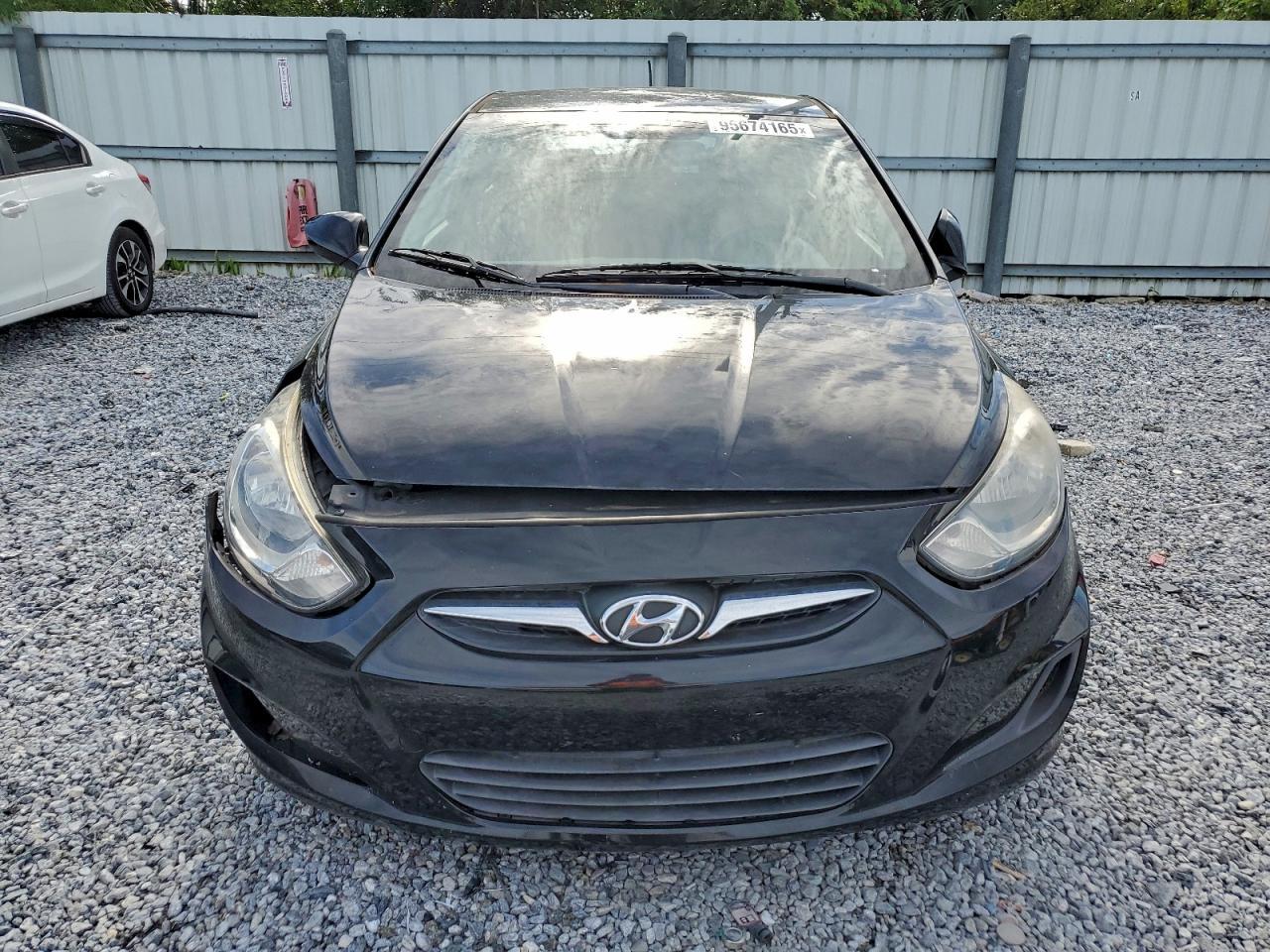 2014 Hyundai Accent Gls - Фото 5