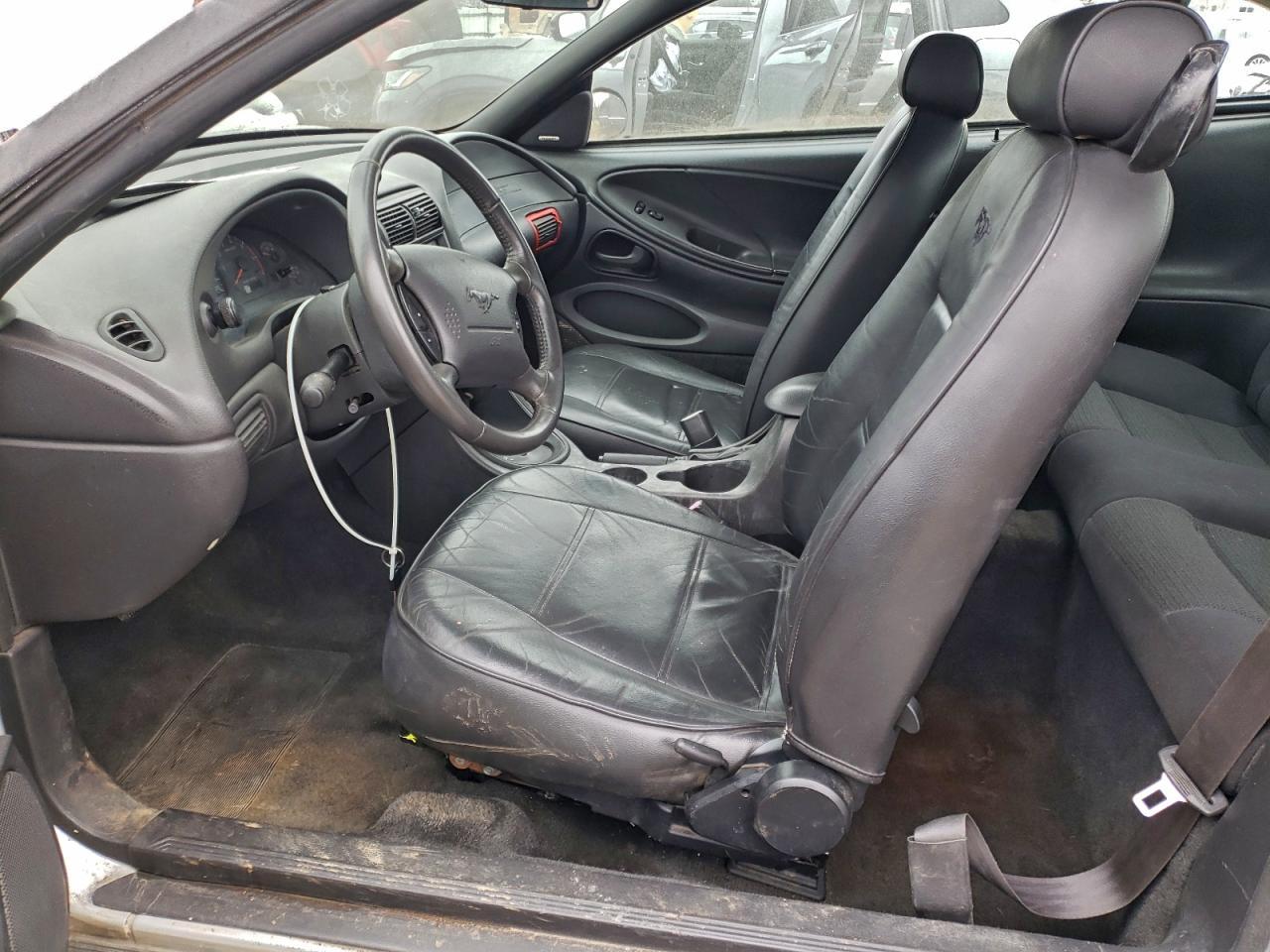2002 Ford Mustang - Image 7