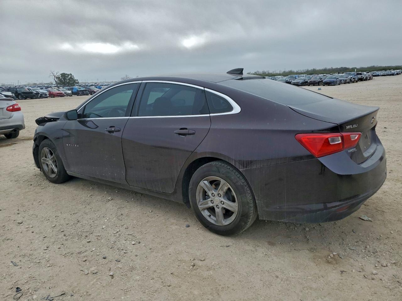2020 Chevrolet Malibu Ls - Image 2