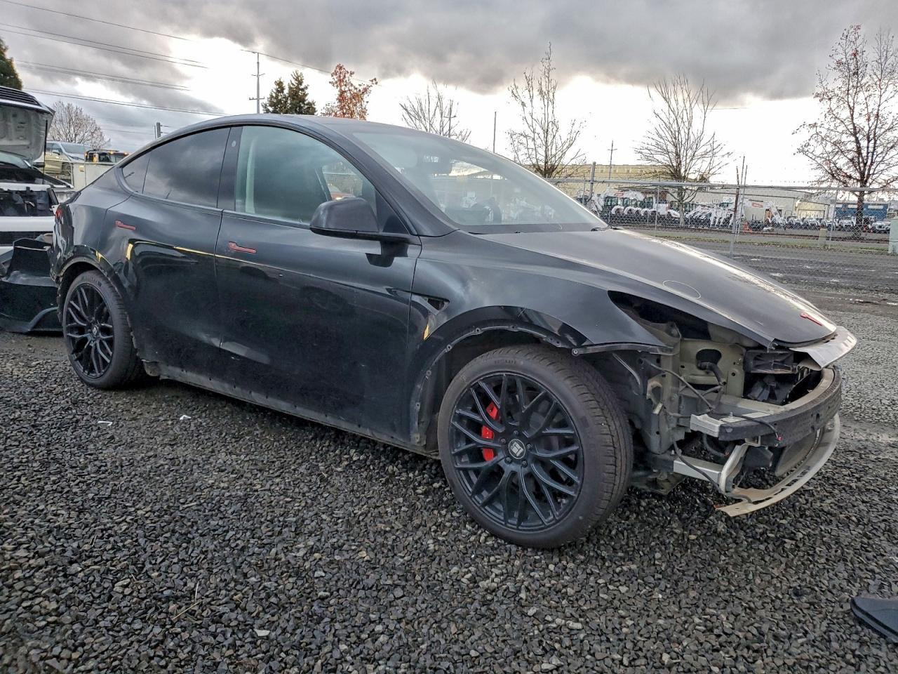 2022 Tesla Model Y - Image 4