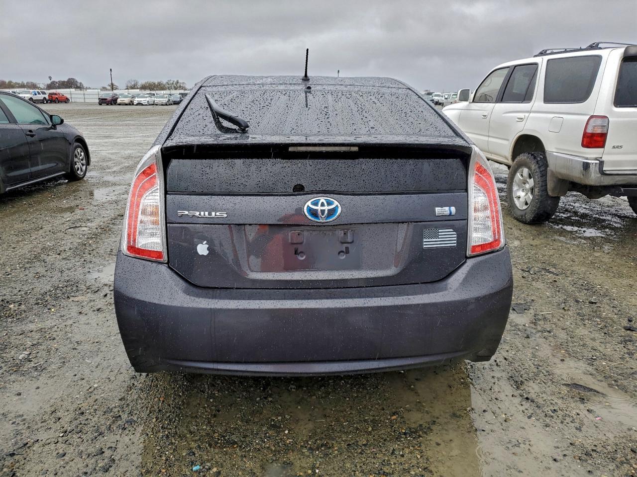 2014 Toyota Prius - Фото 6
