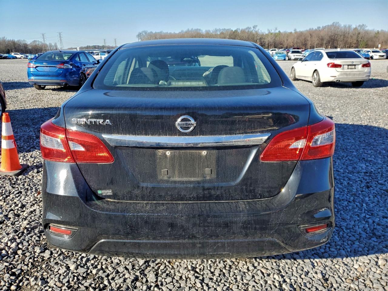2018 Nissan Sentra S - Фото 6