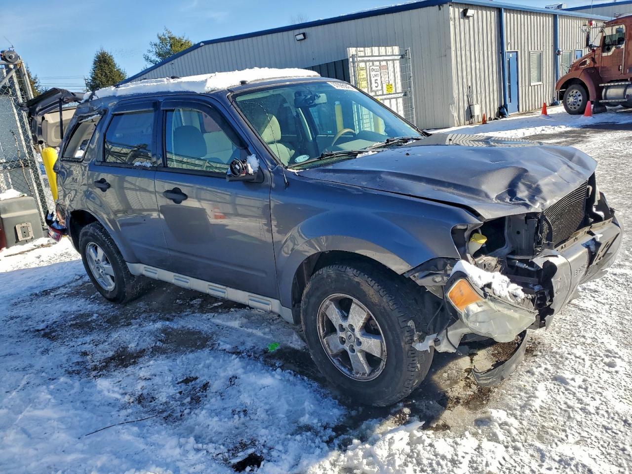 2011 Ford Escape Xlt - Image 4