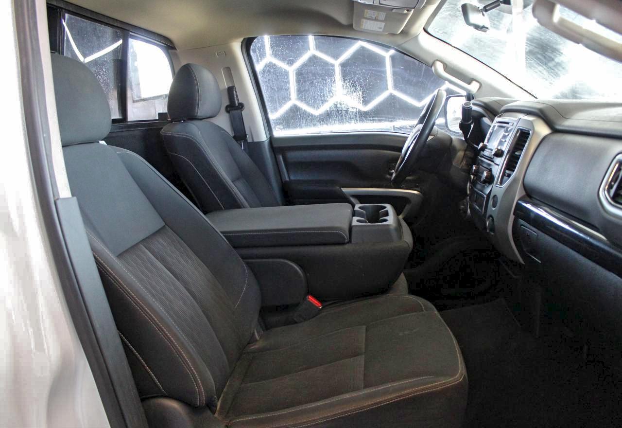 2017 Nissan Titan S - Фото 5