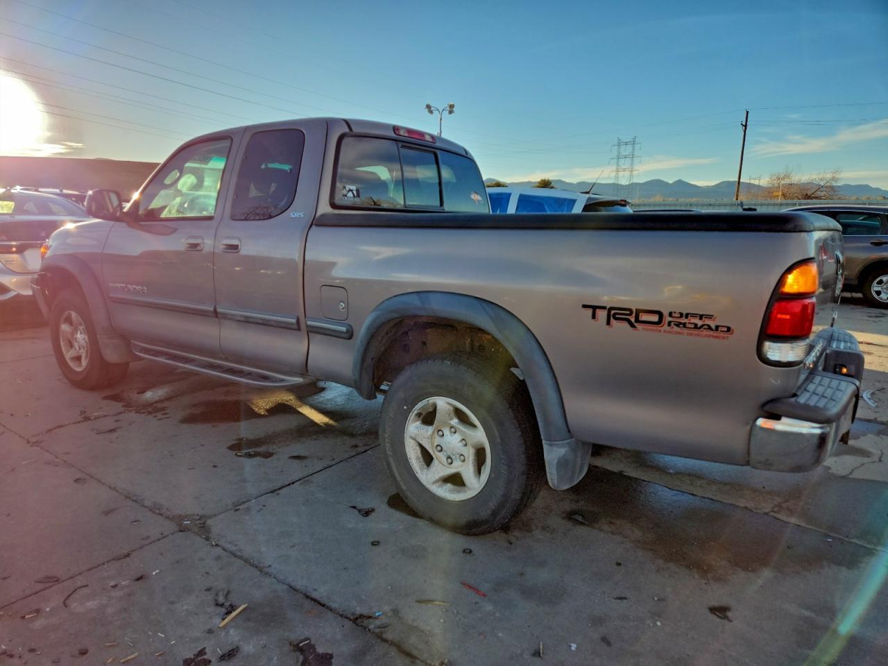 2001 Toyota Tundra Sr5 - Image 2