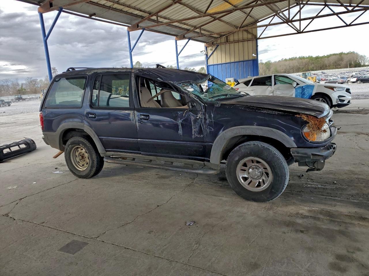 1999 Ford Explorer - Image 4