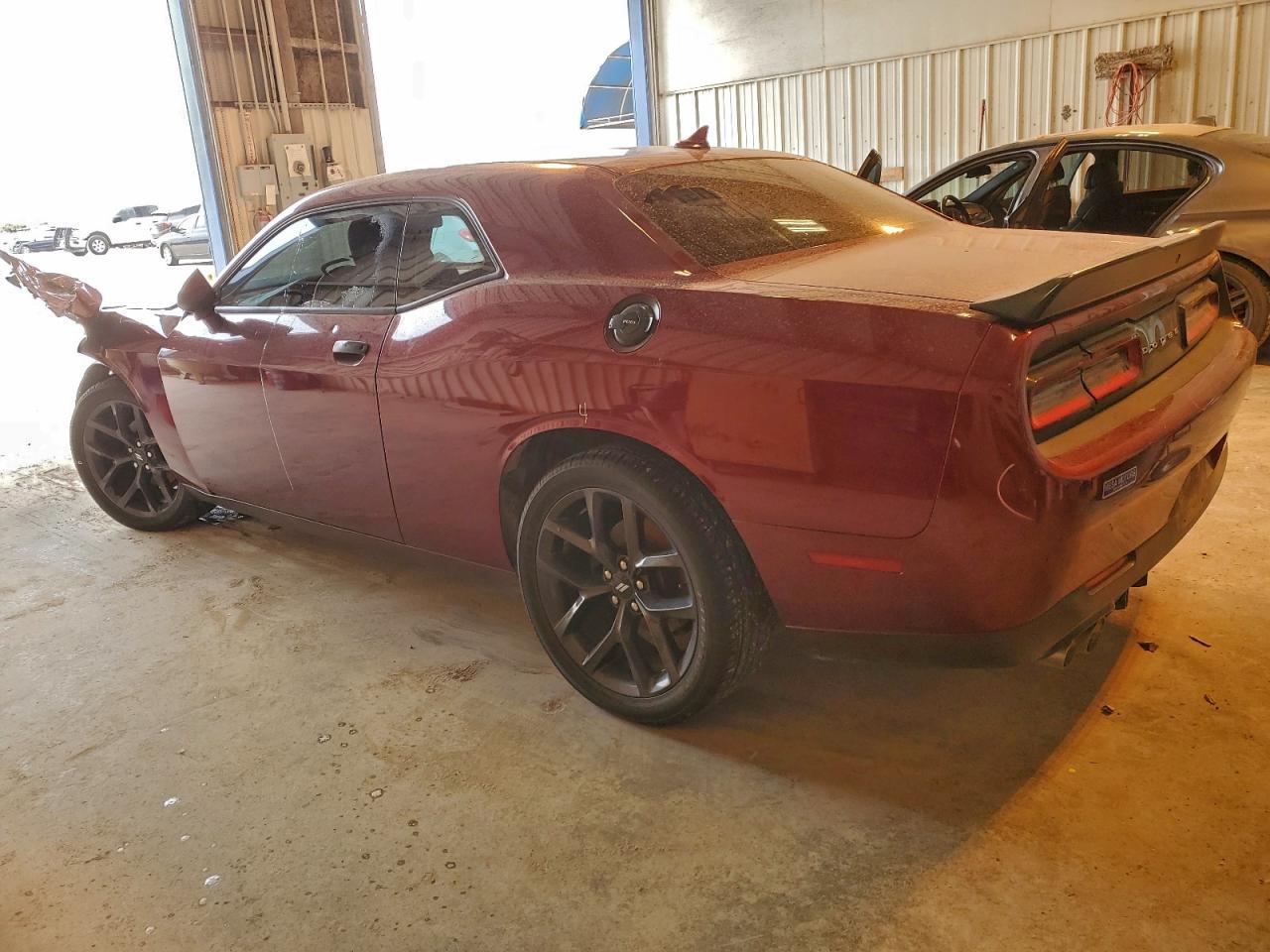 2019 Dodge Challenger Sxt - Image 2
