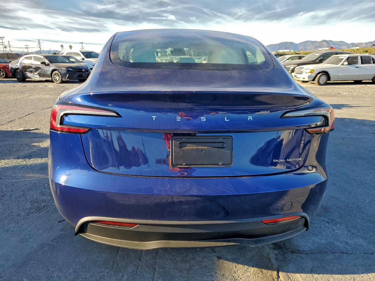 2025 Tesla Model 3 - Image 6