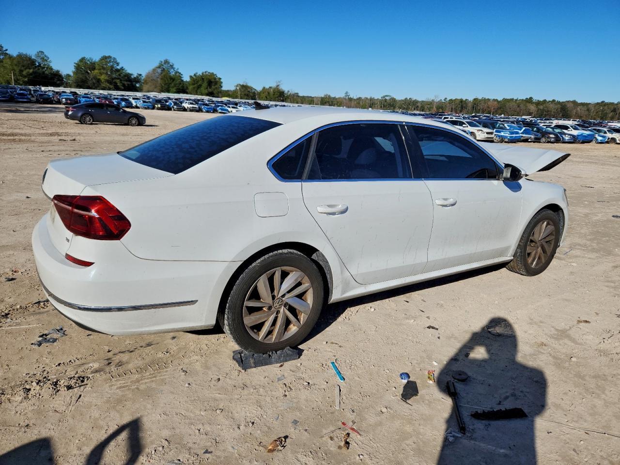 2018 Volkswagen Passat Se - Фото 3