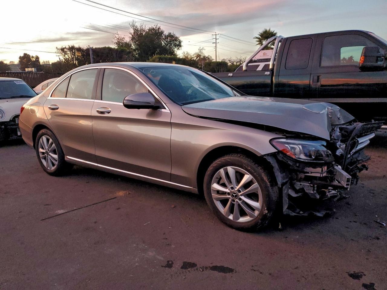 2020 Mercedes-Benz C 300 4Matic - Image 4